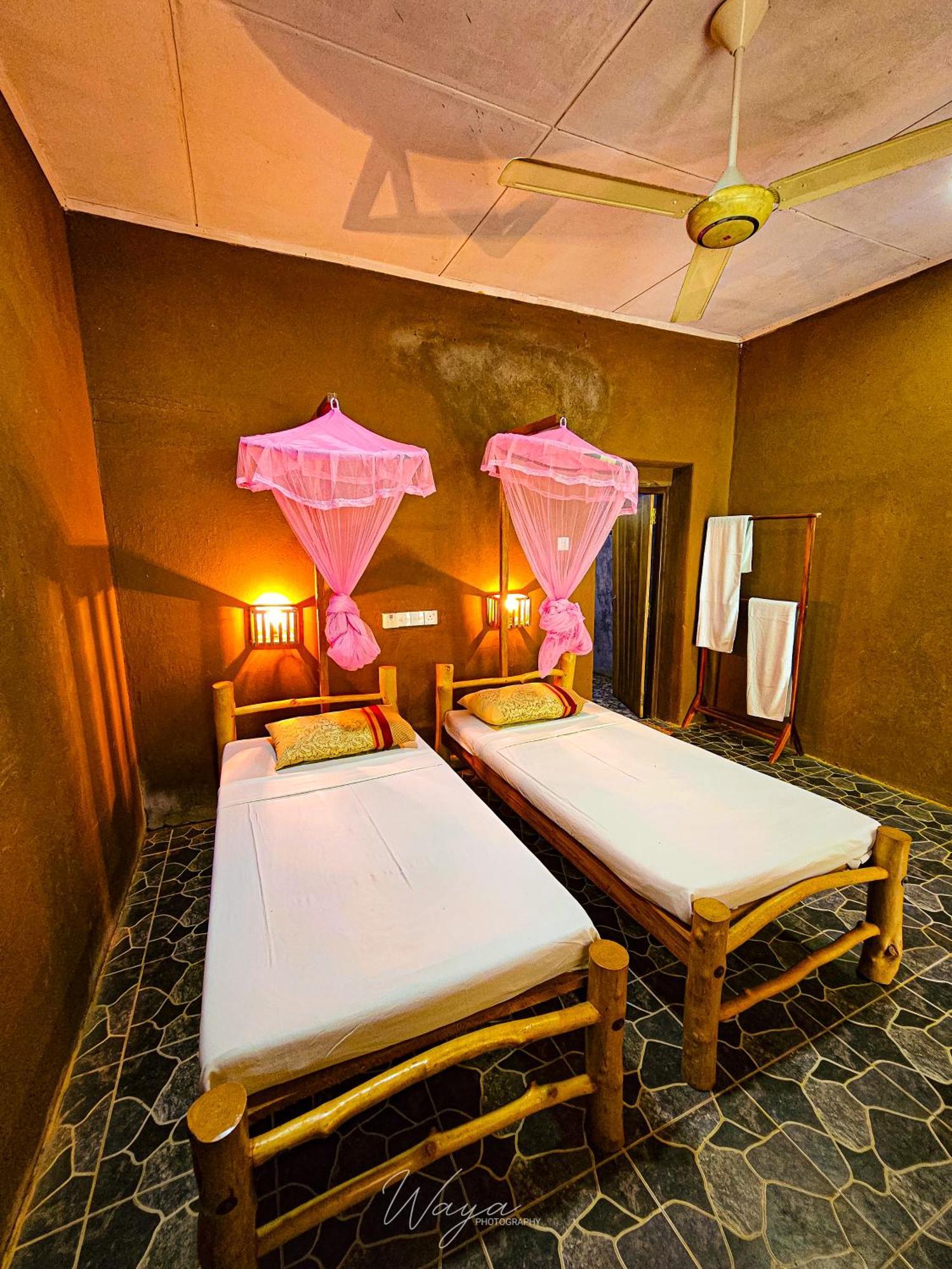 אודוואלאווה Palm Land Eco Resort And Safari Tours מראה חיצוני תמונה