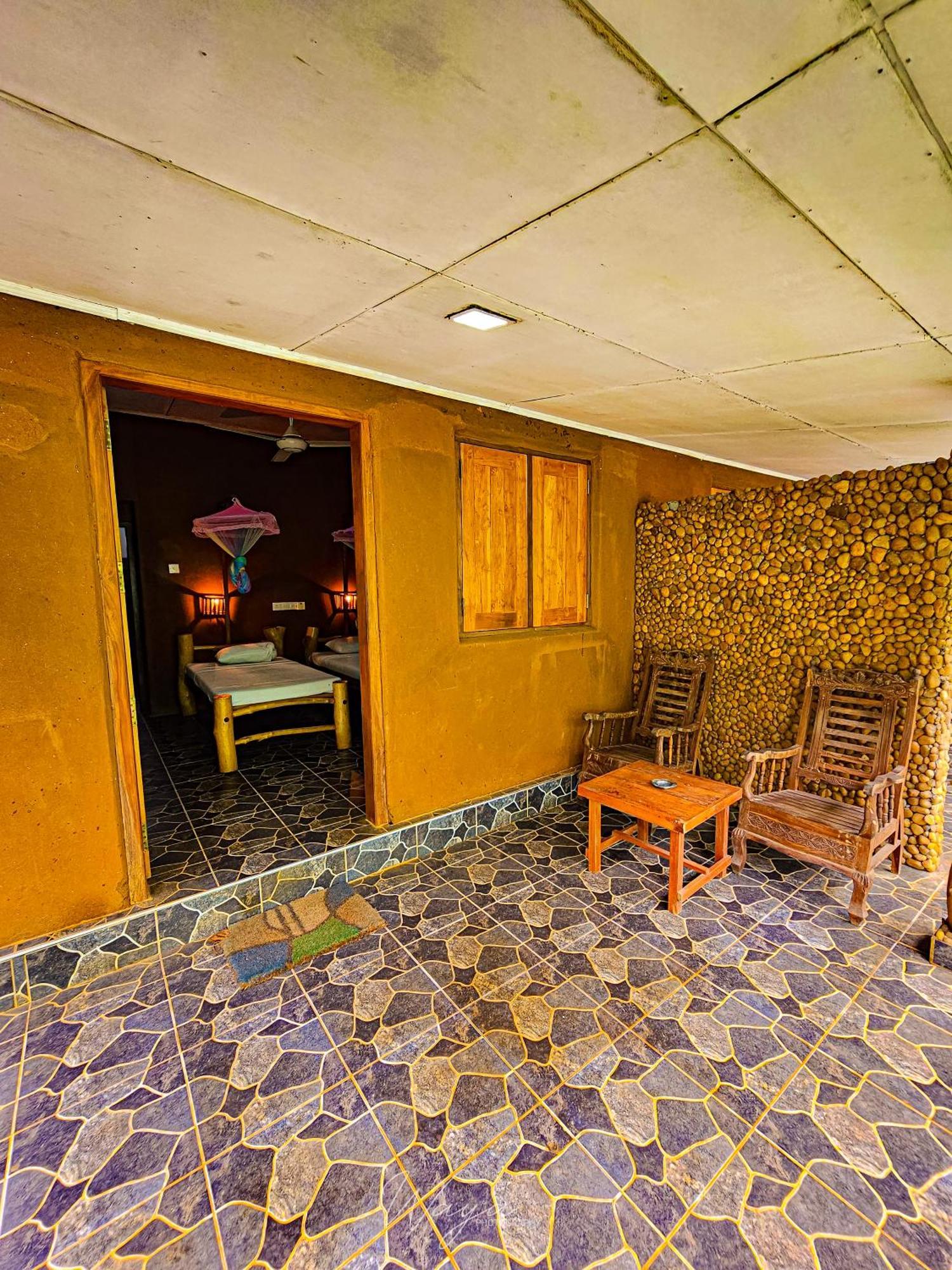 אודוואלאווה Palm Land Eco Resort And Safari Tours מראה חיצוני תמונה